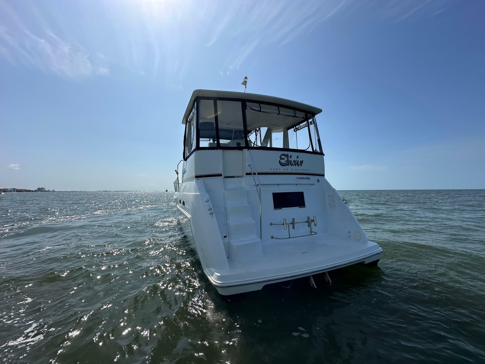 2000 Carver 406 Aft Cabin Motor Yacht