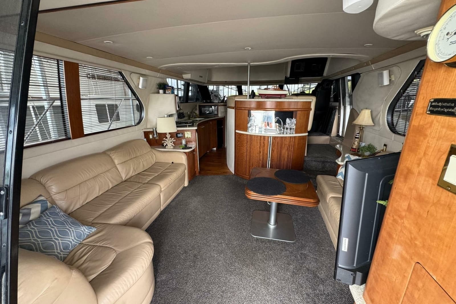 1999 Carver 450 Voyager Pilothouse