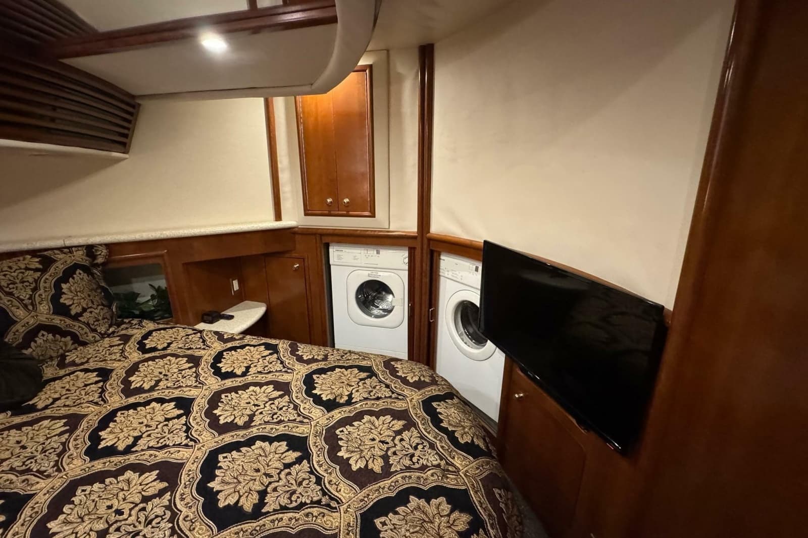 1999 Carver 450 Voyager Pilothouse