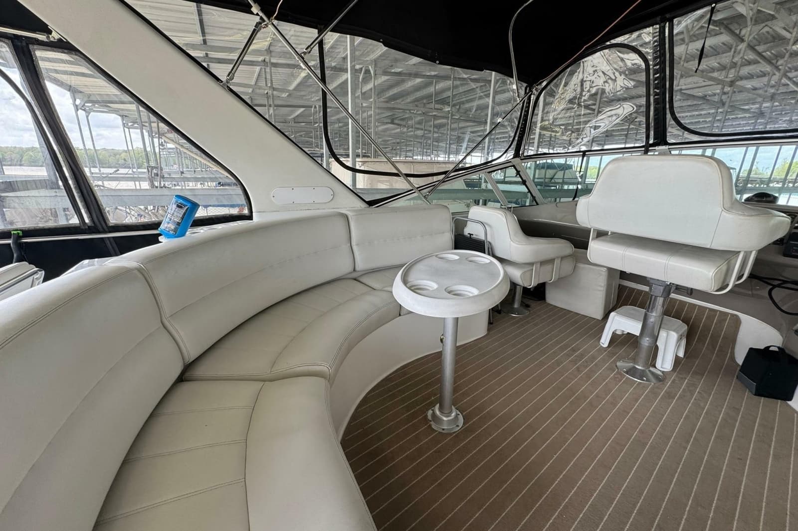 1999 Carver 450 Voyager Pilothouse