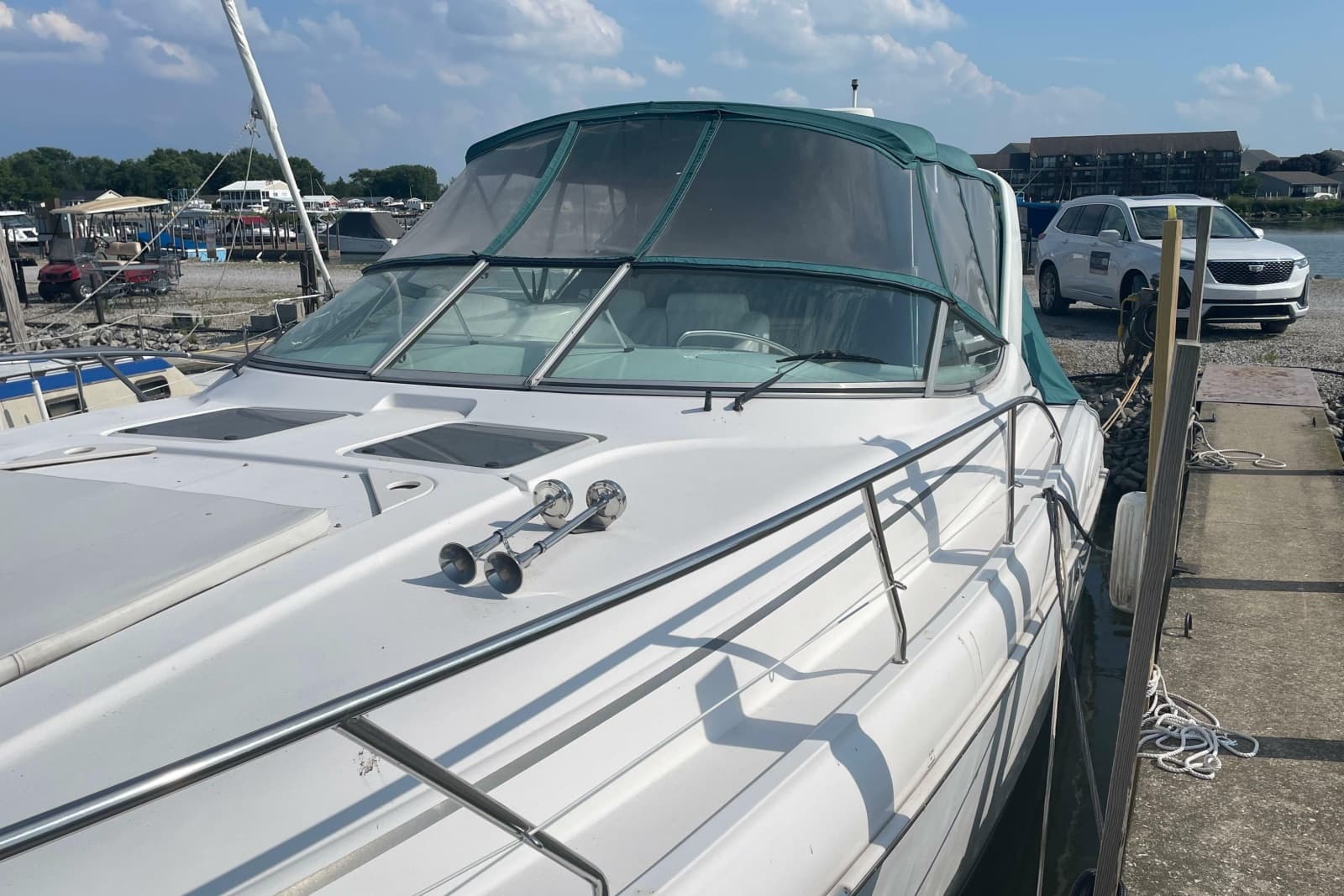 1999 Silverton 360 Express