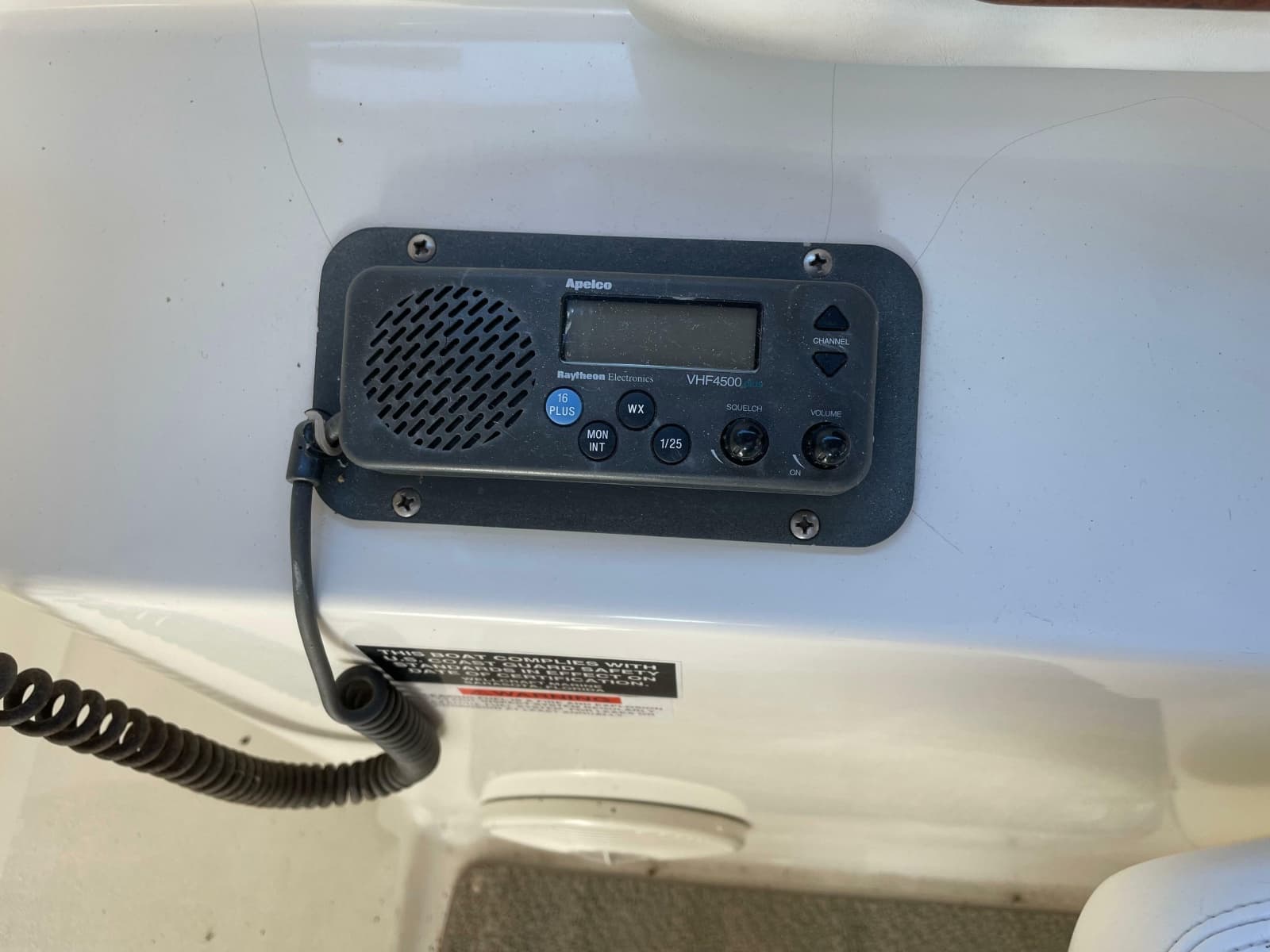 1999 Wellcraft 3600 Martinique