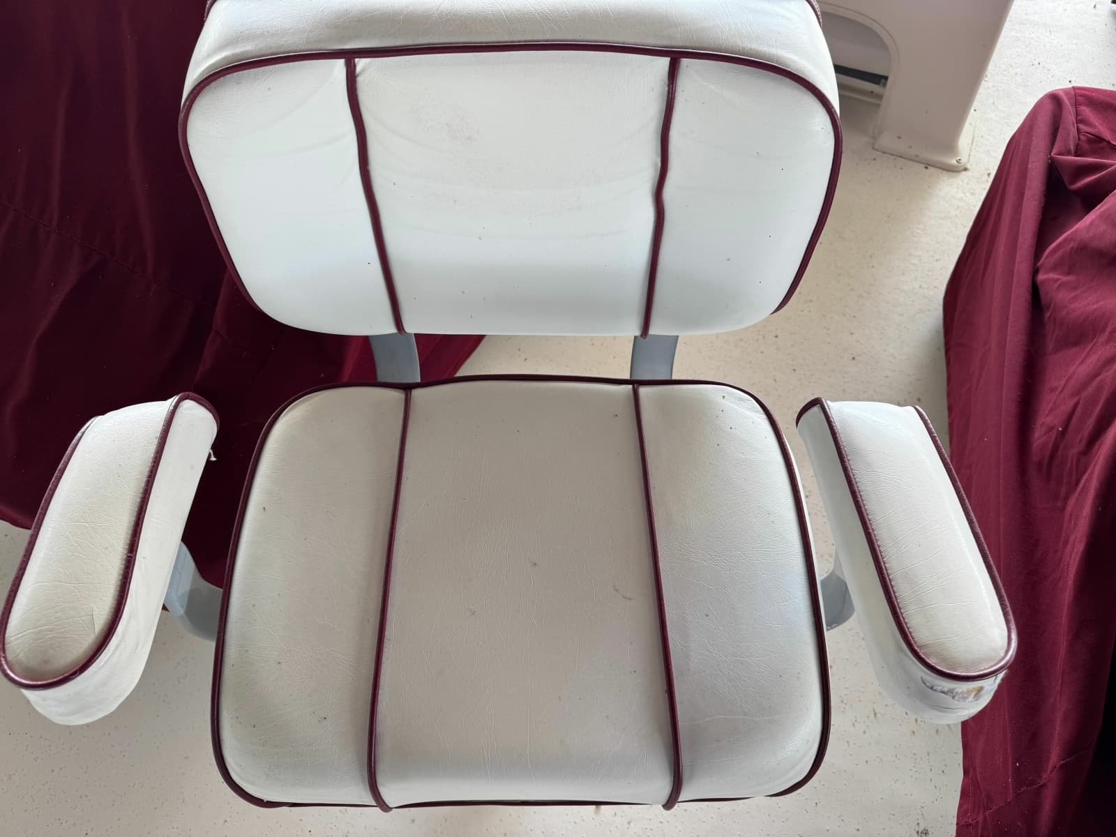 1998 Gibson 47 Executive