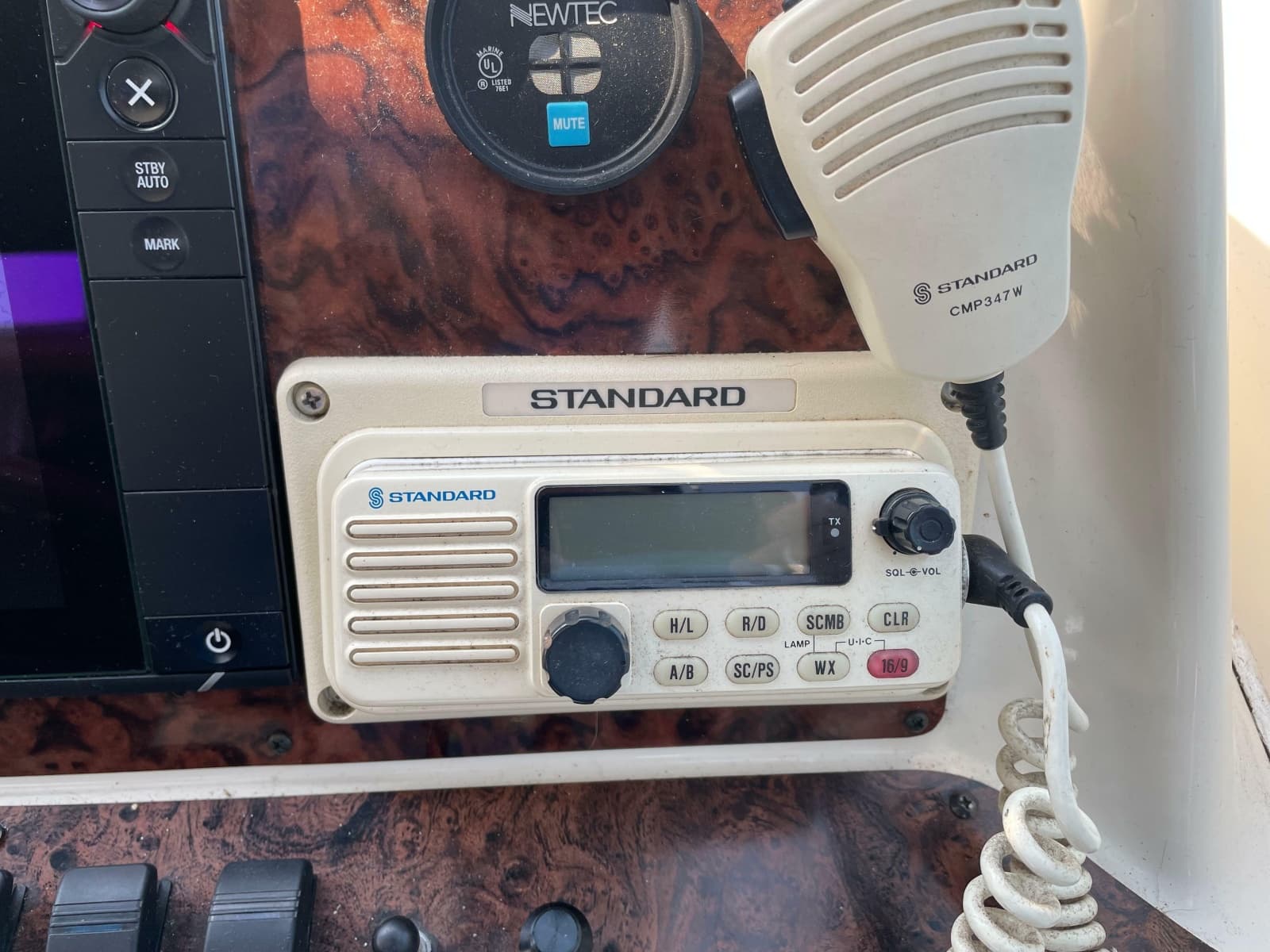 1997 Sea Ray 330 Express
