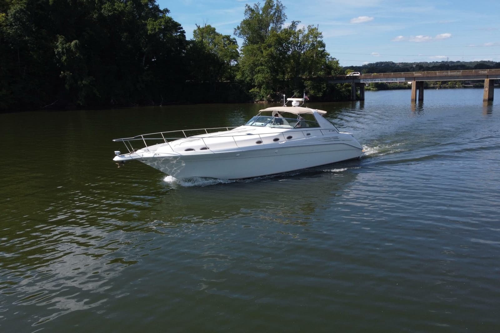 1997 Sea Ray 450 Sundancer