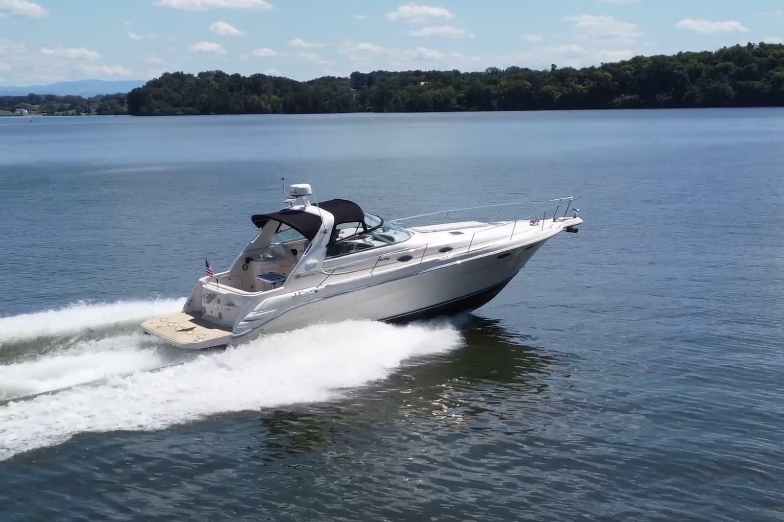 1995 Sea Ray Sundancer 330