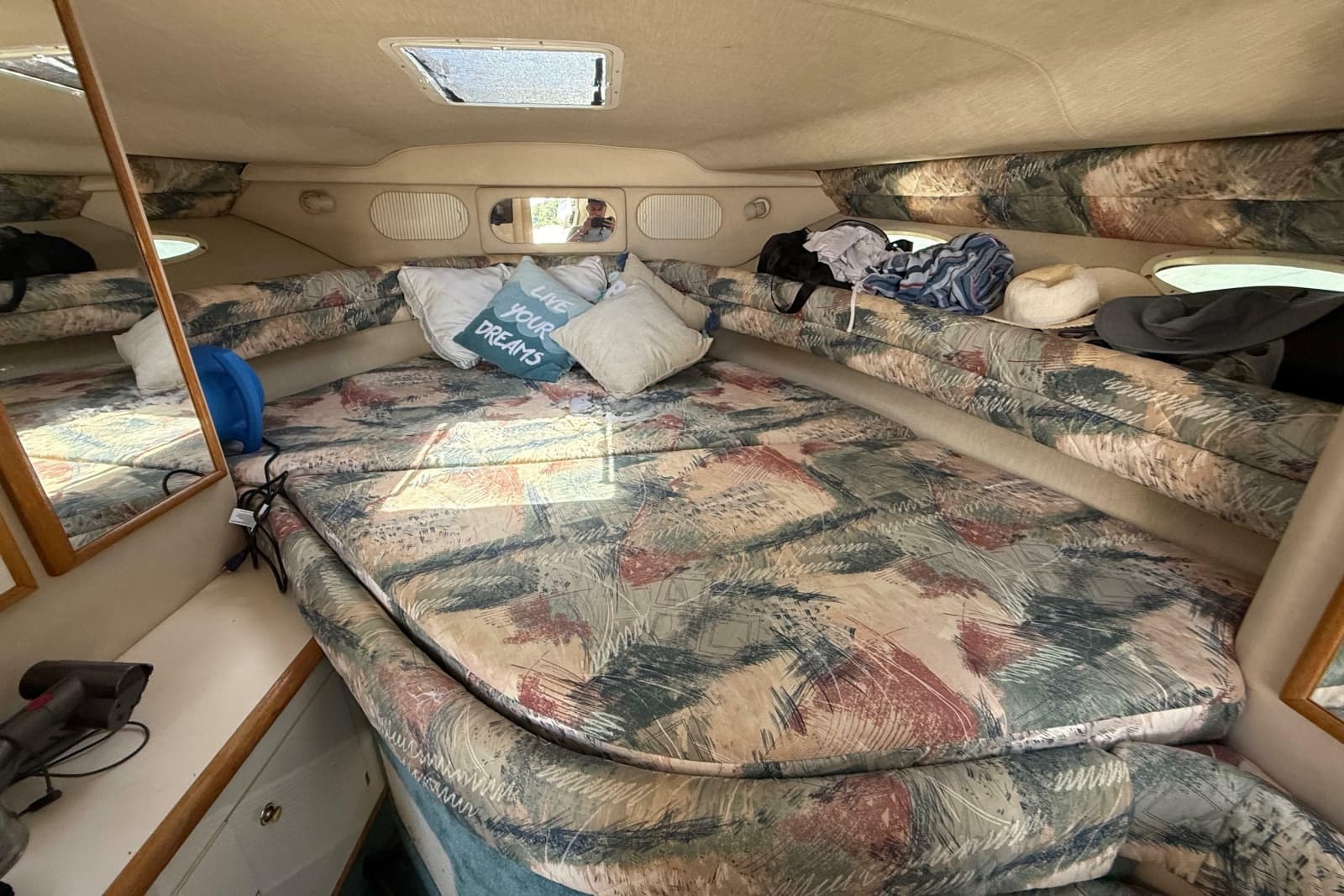 1995 Sea Ray Sundancer 330