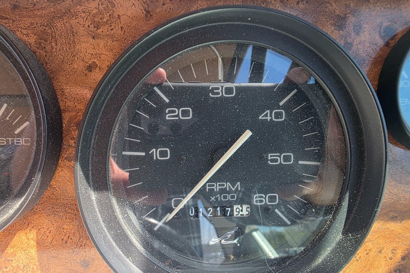 1994 Sea Ray 370 Express Cruiser