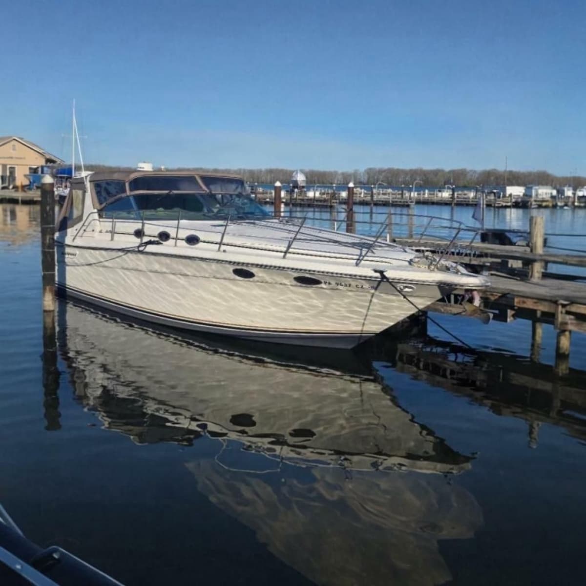 1994 Sea Ray 370 Express Cruiser