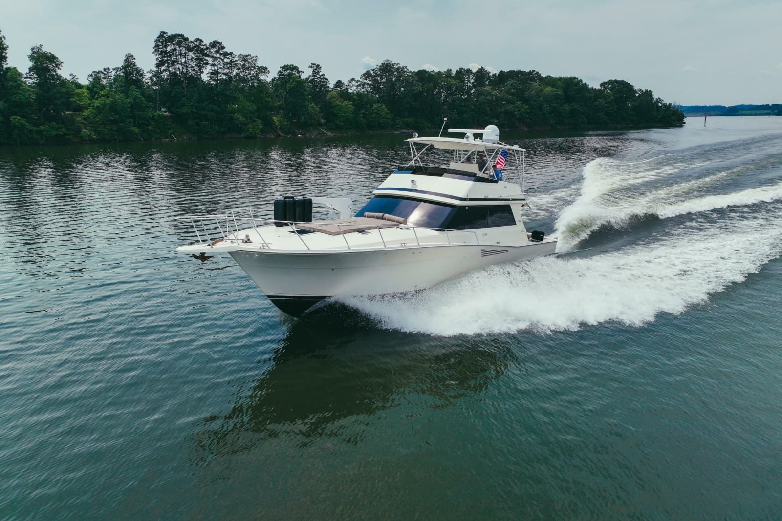 1990 Viking 53 Convertible