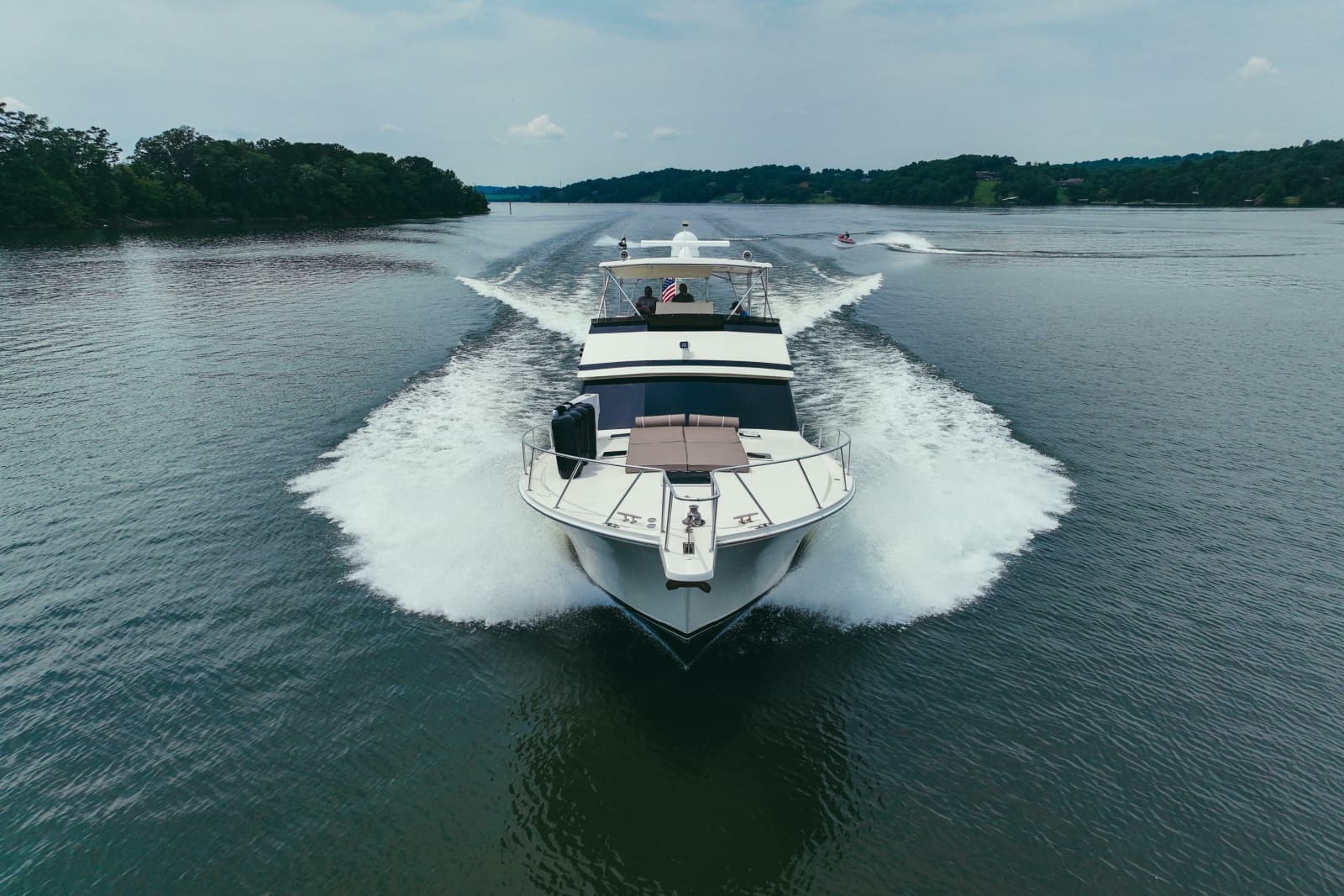1990 Viking 53 Convertible