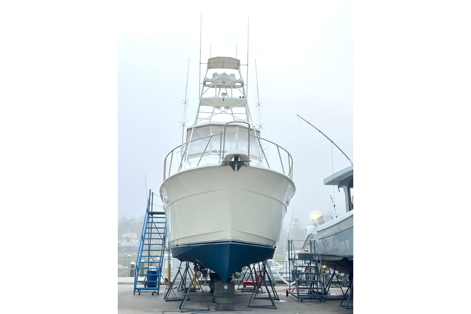 1989 Hatteras 45 Convertible