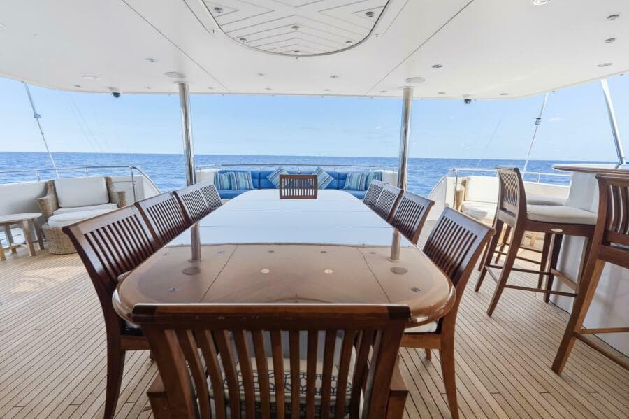 2010 Westport Superyacht