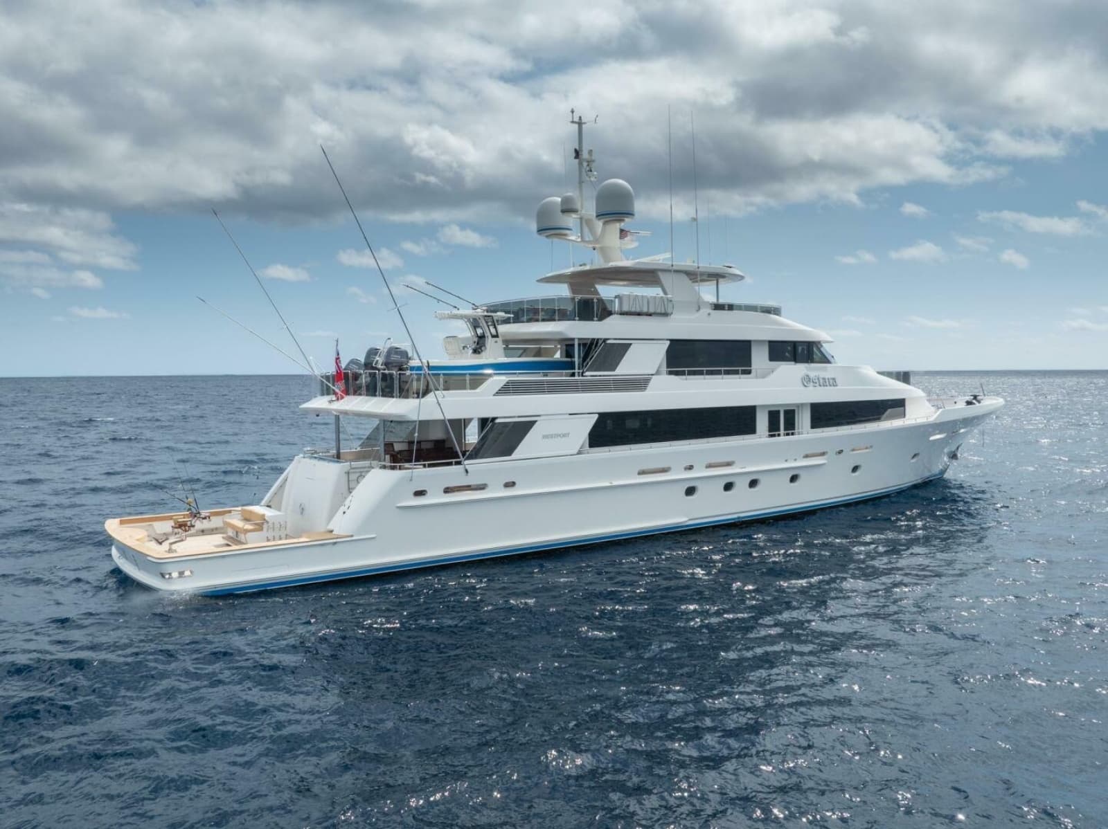 2010 Westport Superyacht