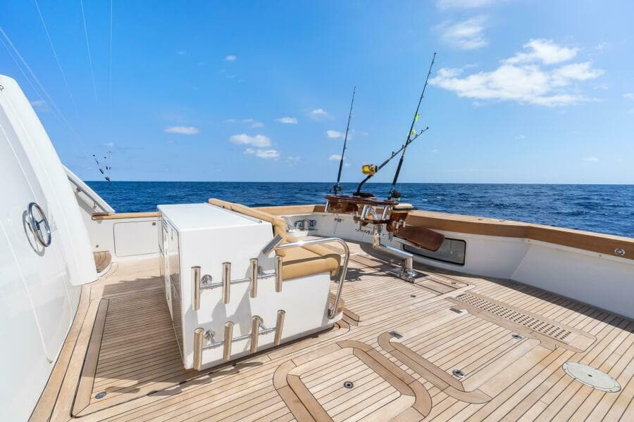 2010 Westport Superyacht