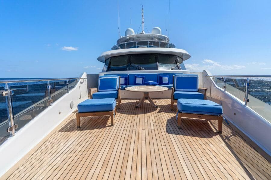 2010 Westport Superyacht