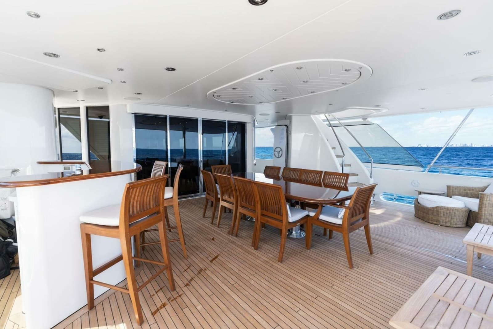 2010 Westport Superyacht