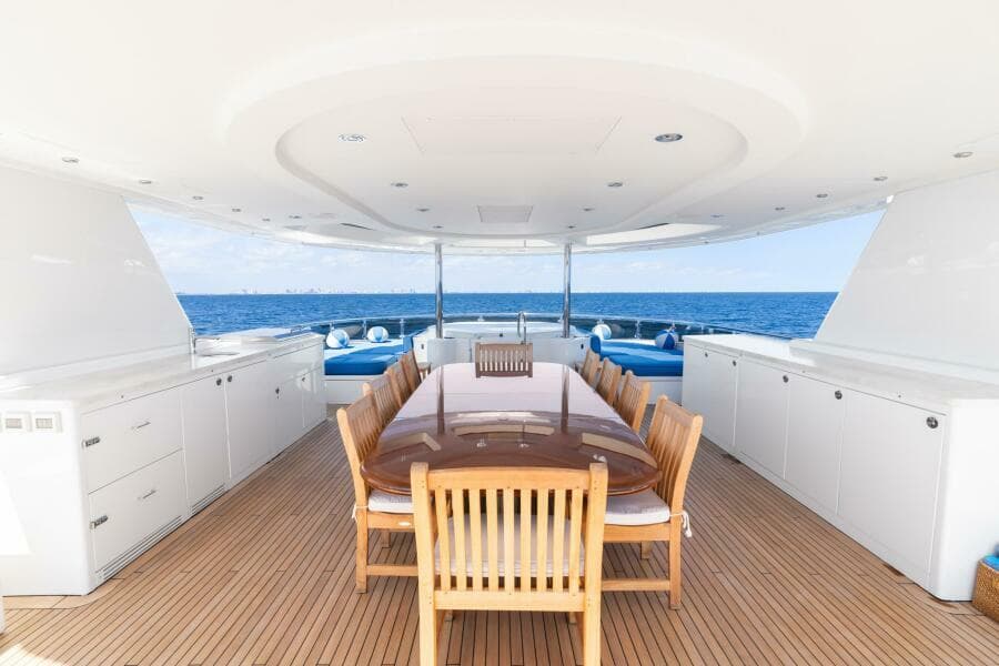 2010 Westport Superyacht