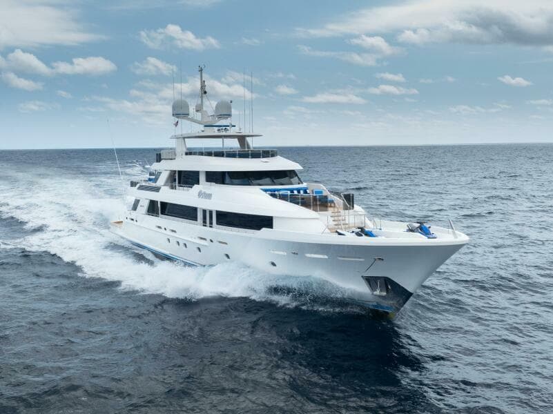 2010 Westport Superyacht