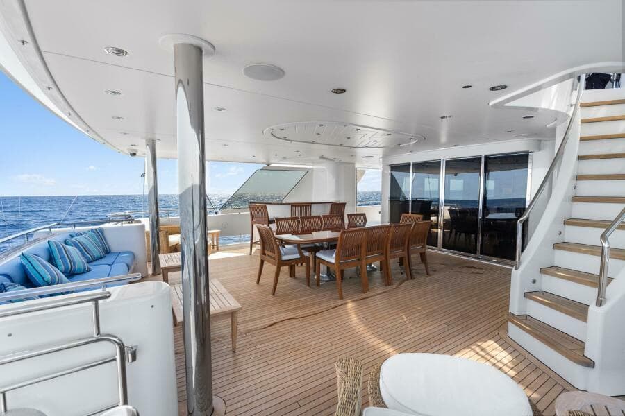 2010 Westport Superyacht