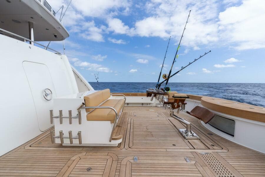 2010 Westport Superyacht