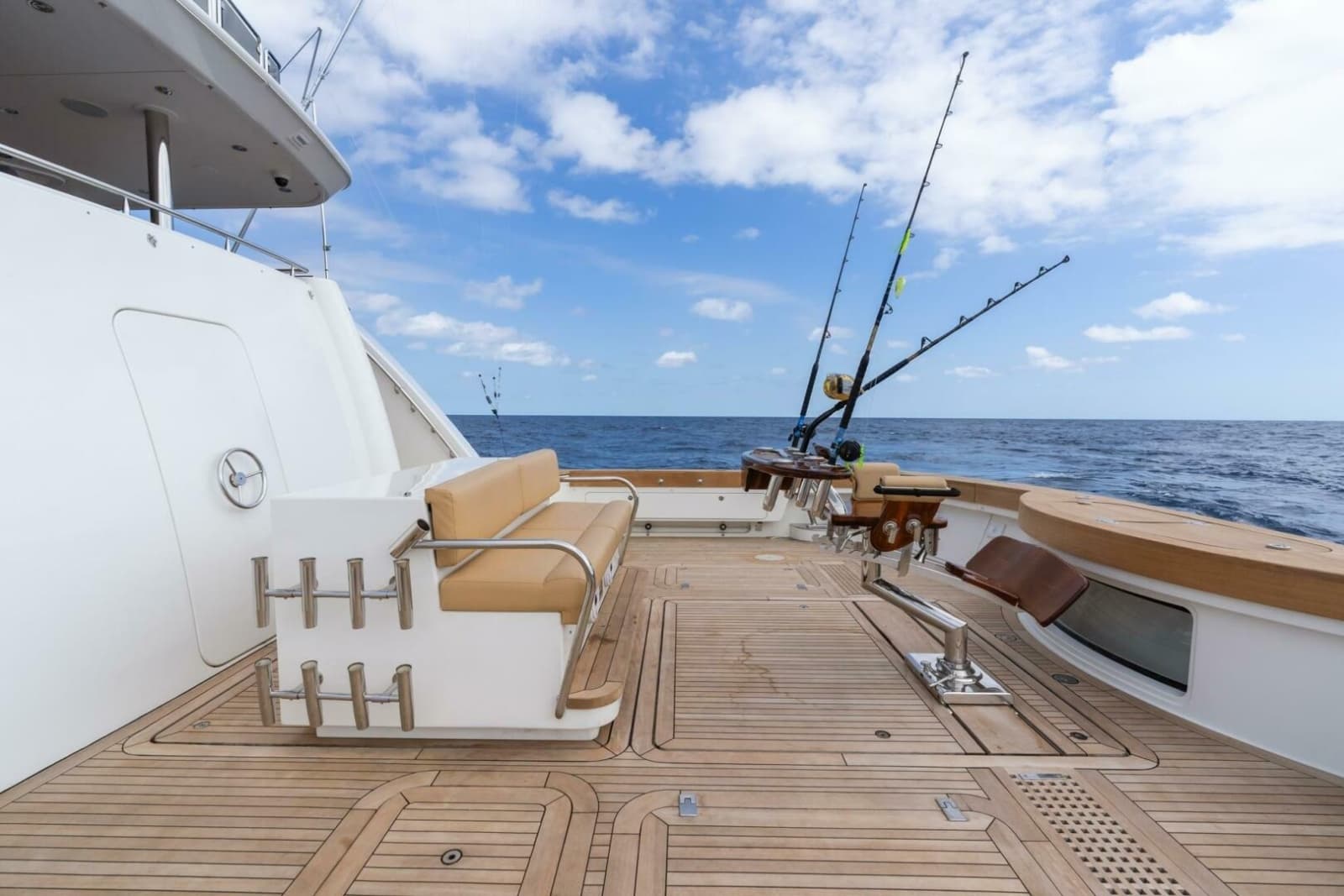 2010 Westport Superyacht