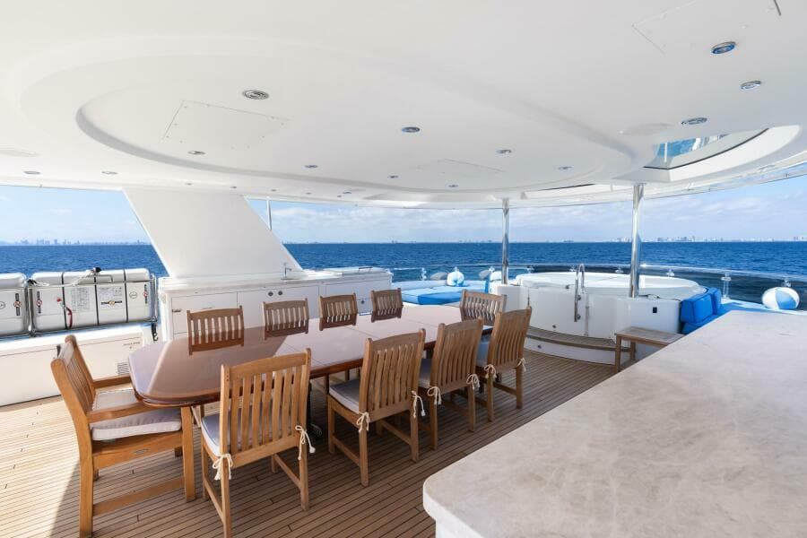 2010 Westport Superyacht
