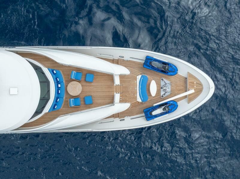 2010 Westport Superyacht
