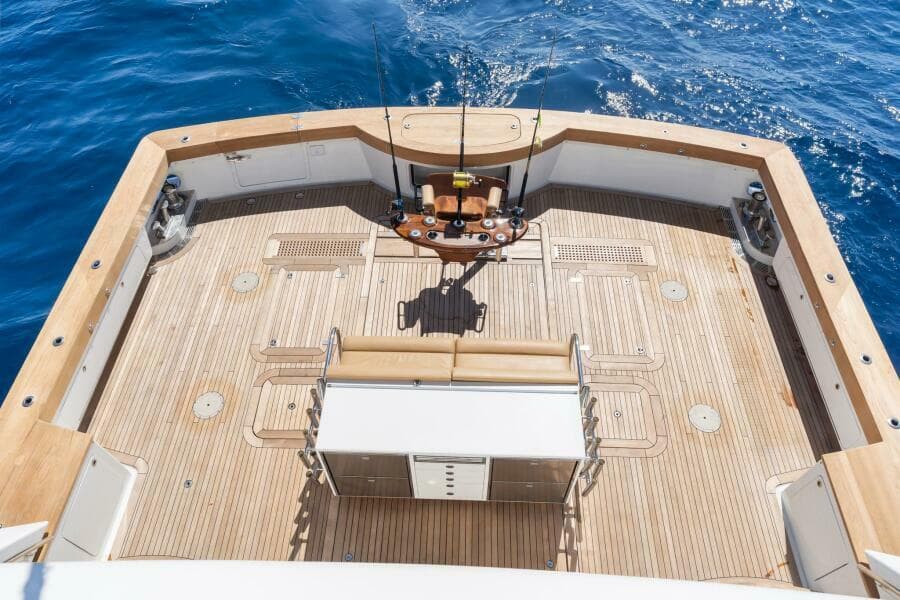 2010 Westport Superyacht
