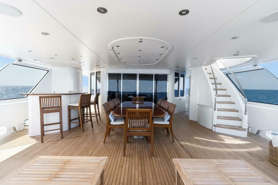 2010 Westport Superyacht