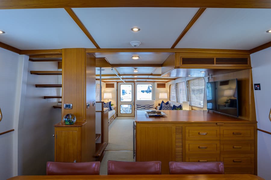 Dining Area Looking Aft