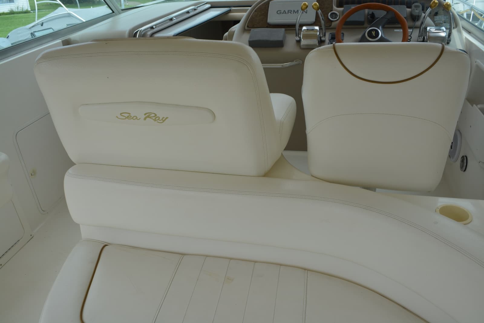 1999 Sea Ray 310 Sundancer