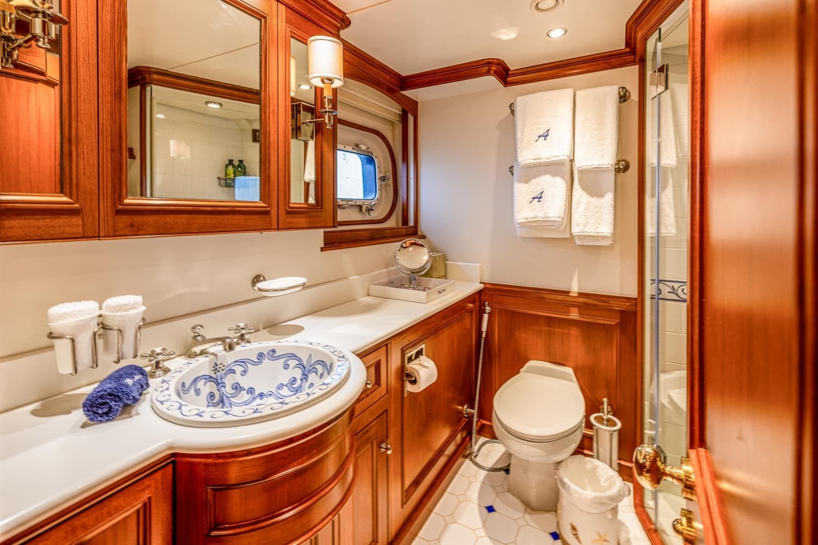 2004 Holland Jachtbouw Custom Raised Pilothouse Motor Yacht