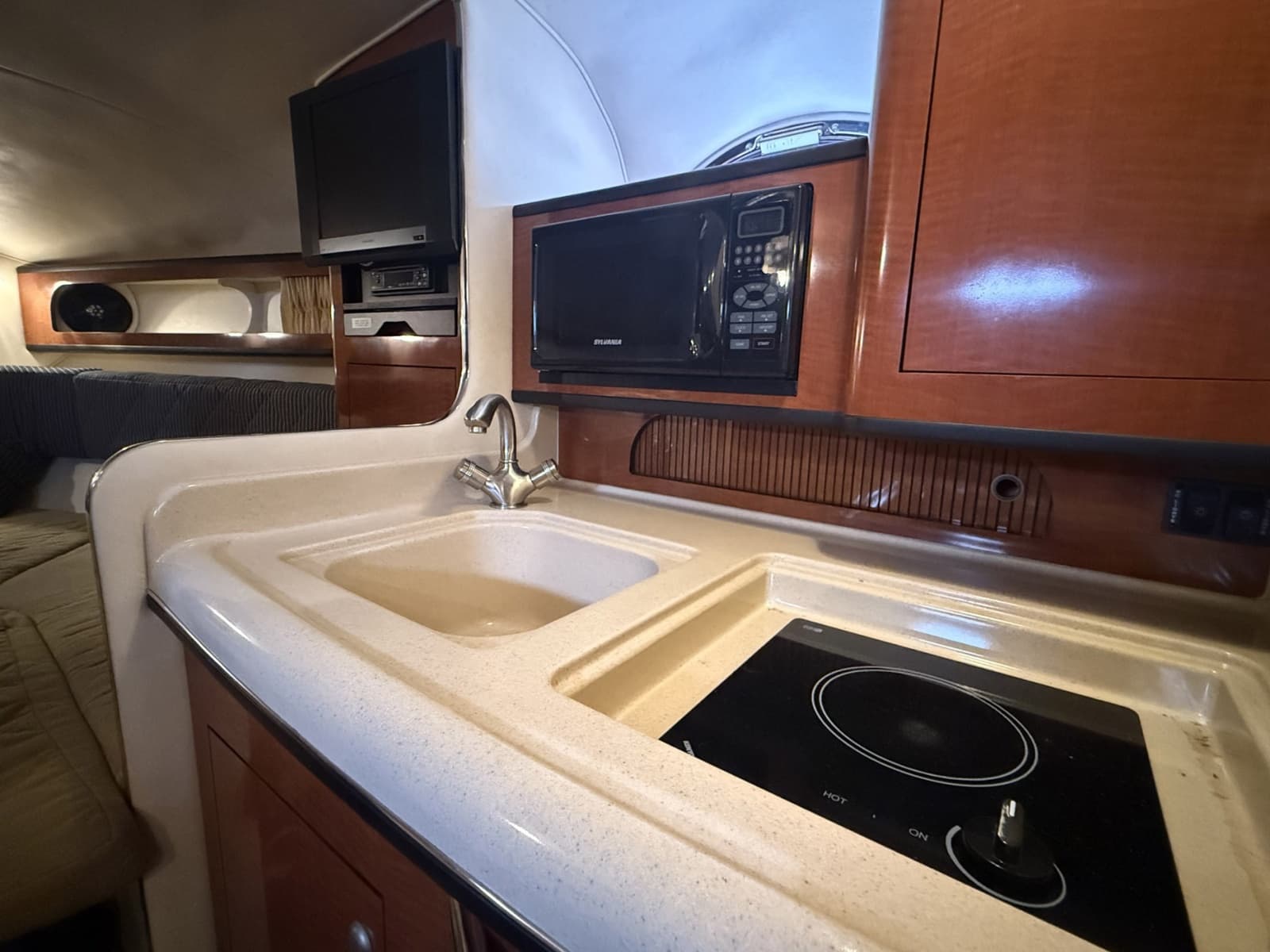 2005 Sea Ray Sundancer 280