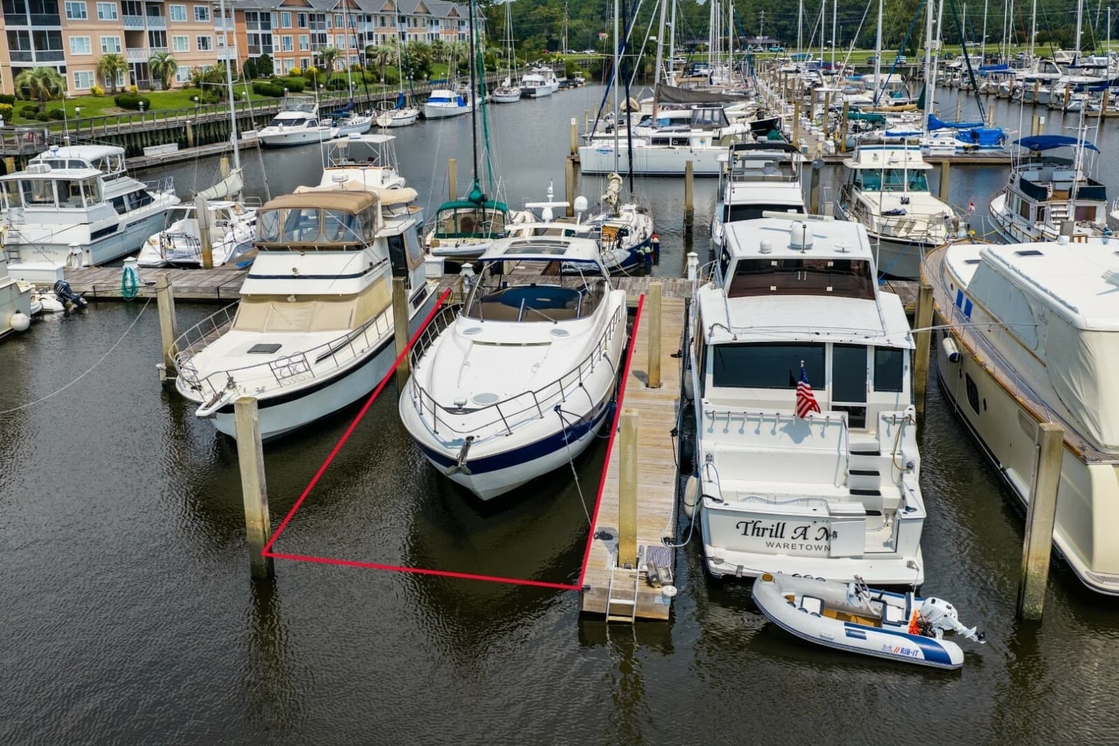 2003 Cruisers Yachts 5470