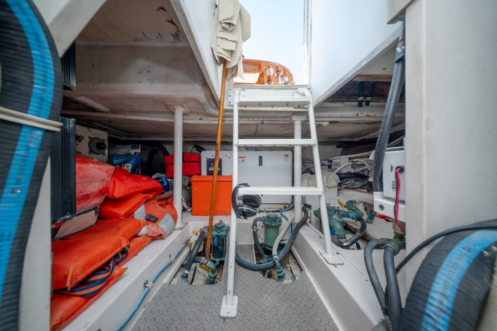 2003 Bertram 390 Convertible