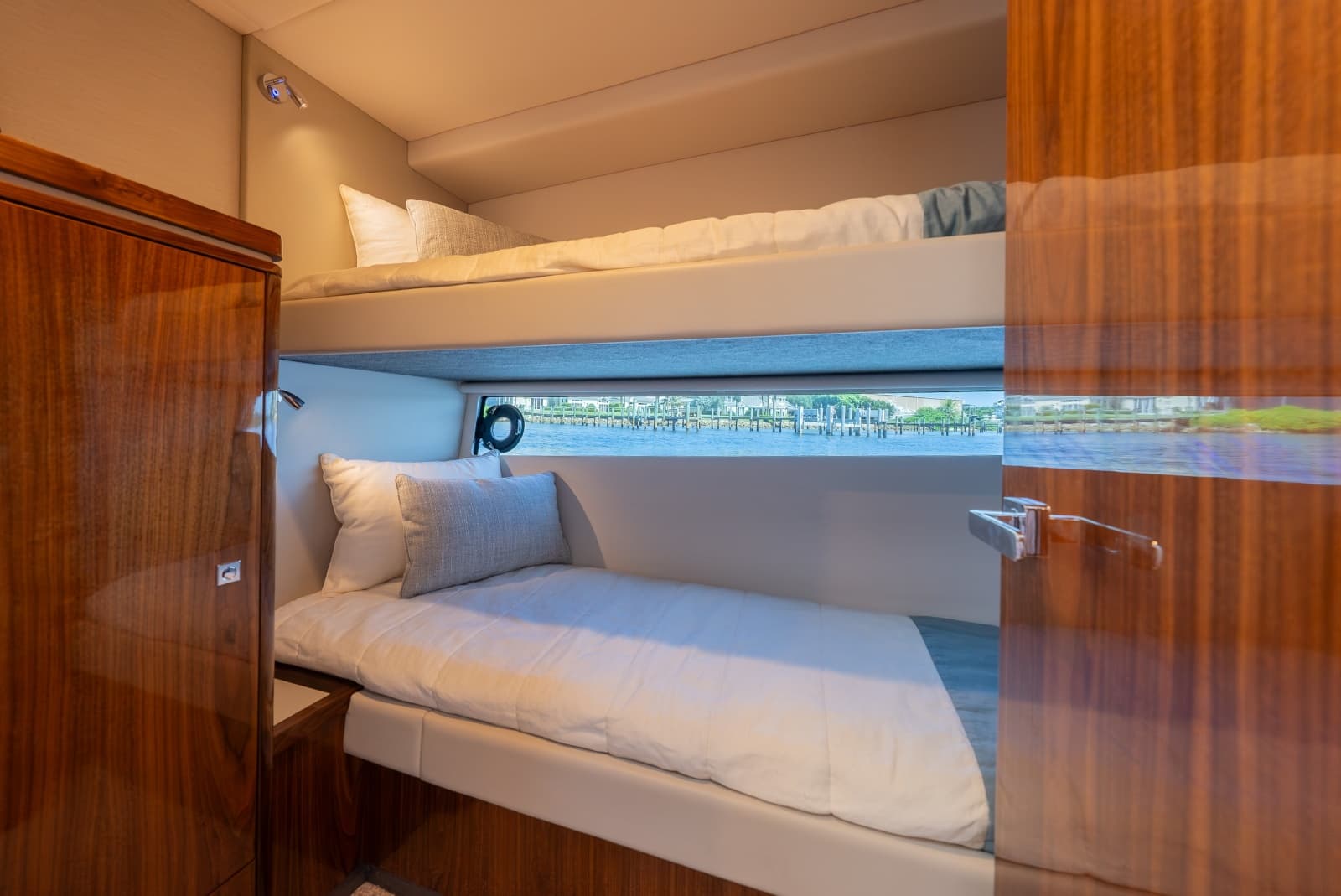 Bunk Cabin