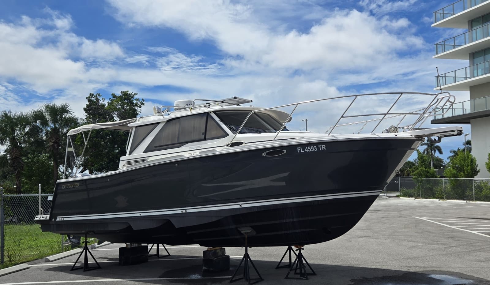 2023 Cutwater C-288 Coupe