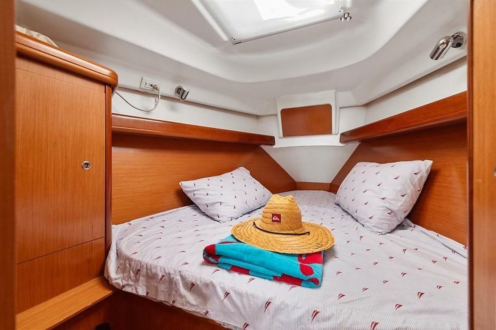 2008 Beneteau Oceanis Clipper 343