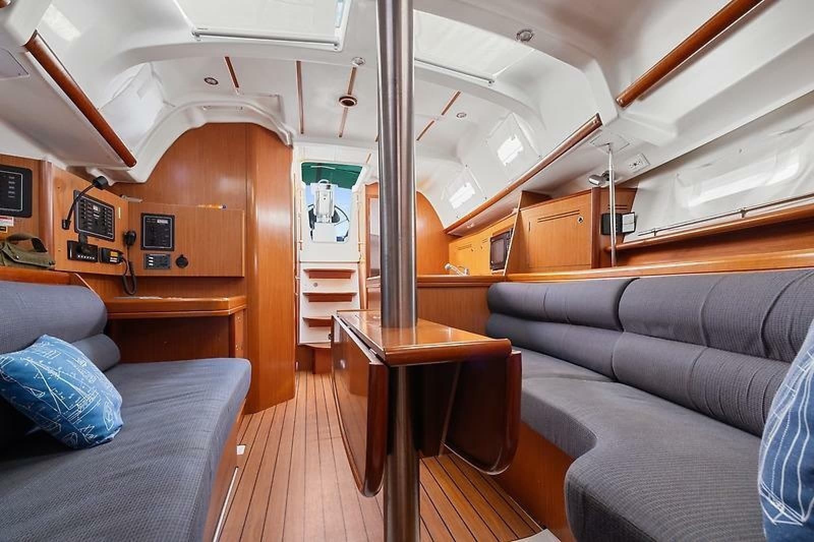 2008 Beneteau Oceanis Clipper 343