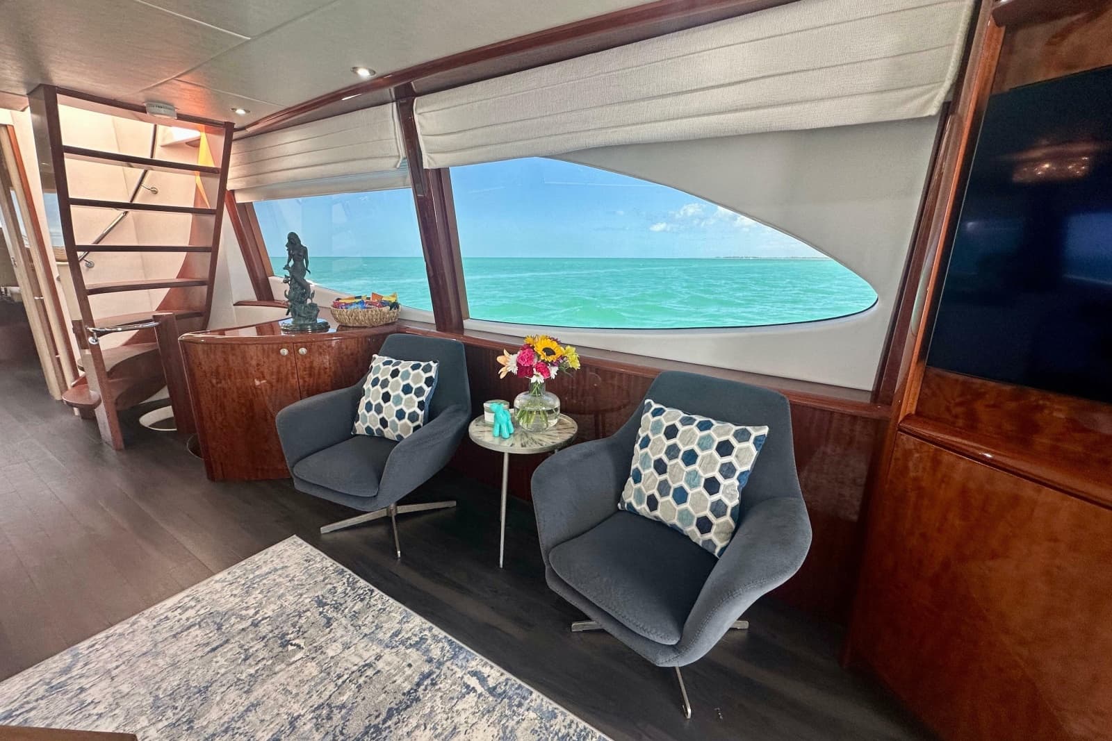 2006 Lazzara Yachts 68 Motoryacht
