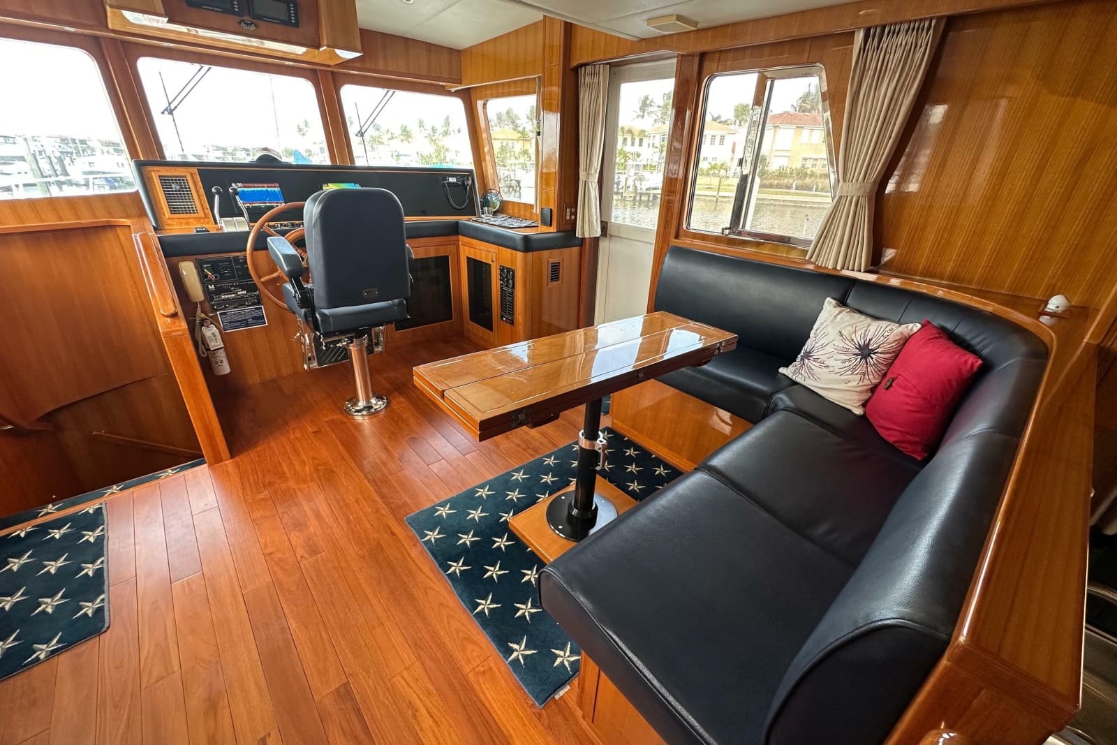 2005 Jefferson Pilothouse 63