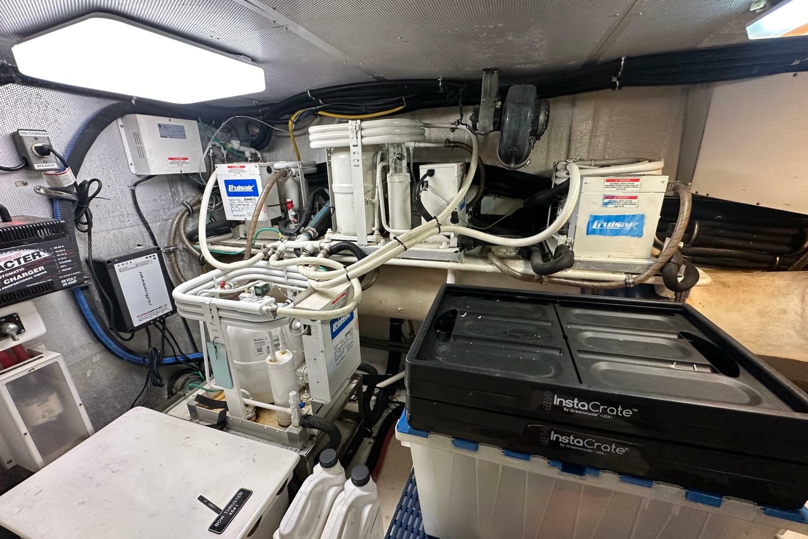 2005 Jefferson Pilothouse 63