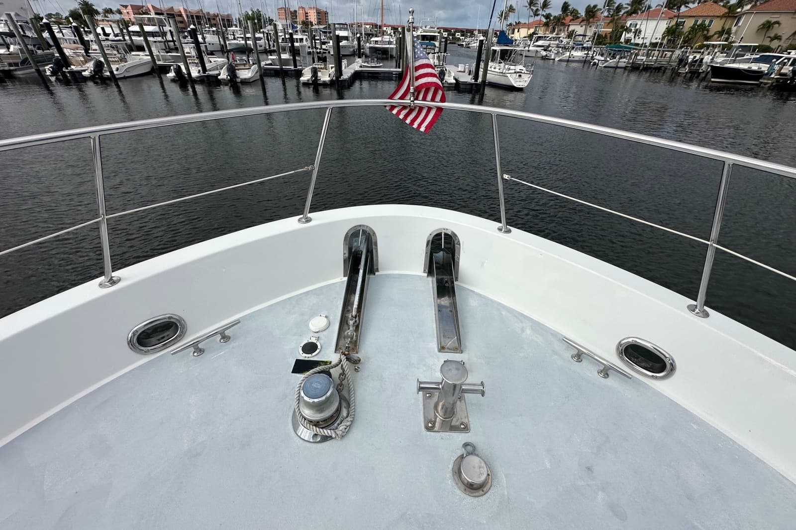 2005 Jefferson Pilothouse 63
