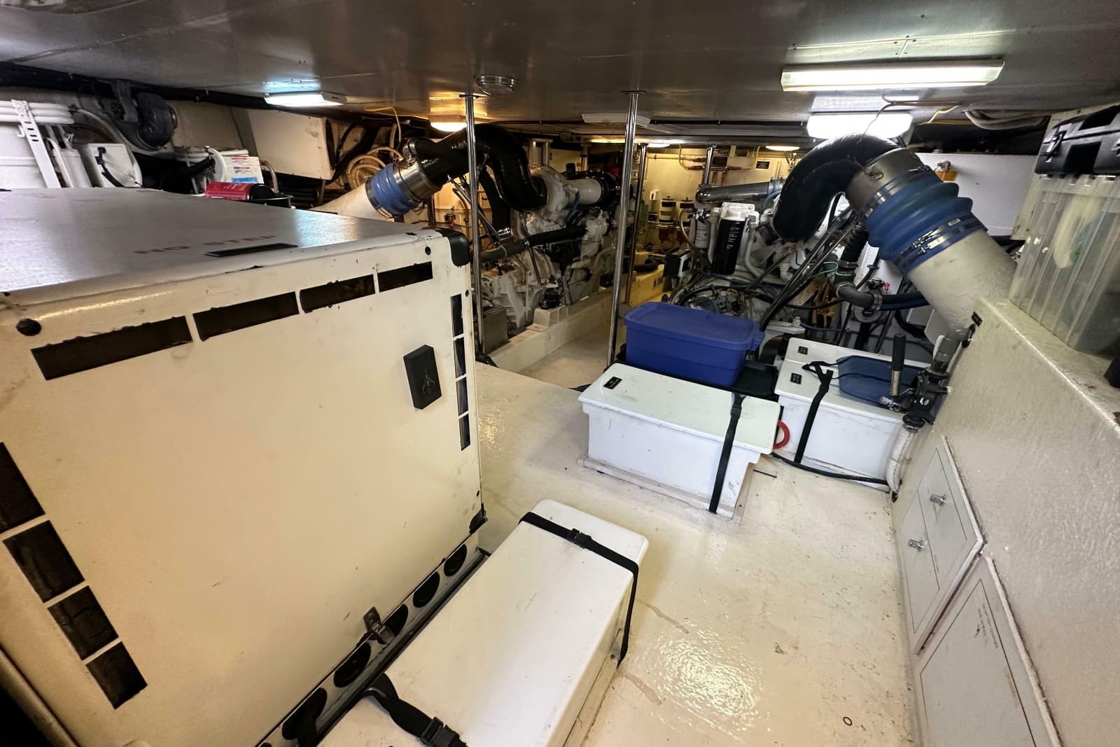 2005 Jefferson Pilothouse 63