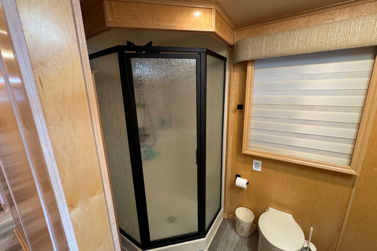2004 Starlite 65x16