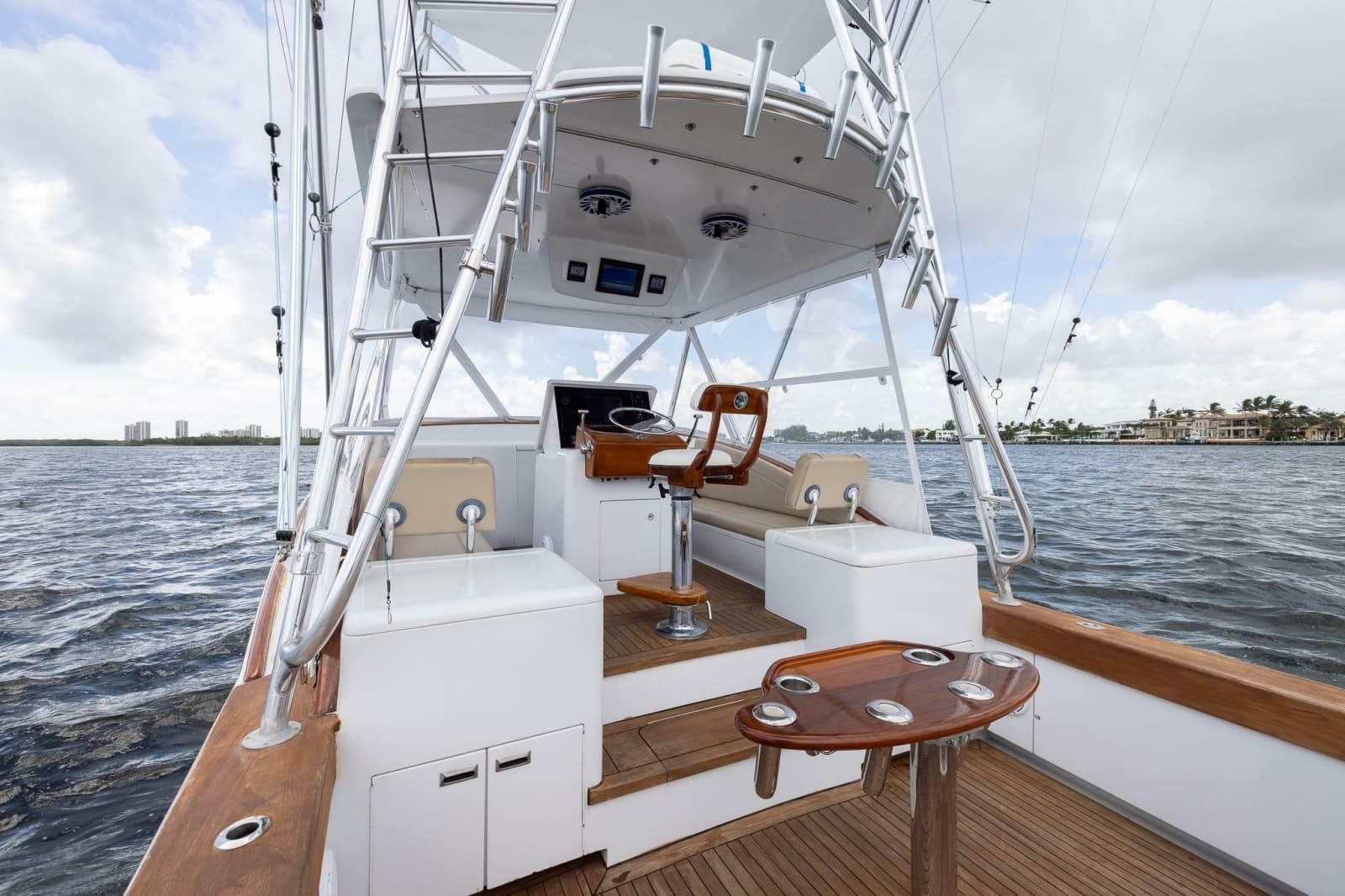 2001 Predator 35 Express