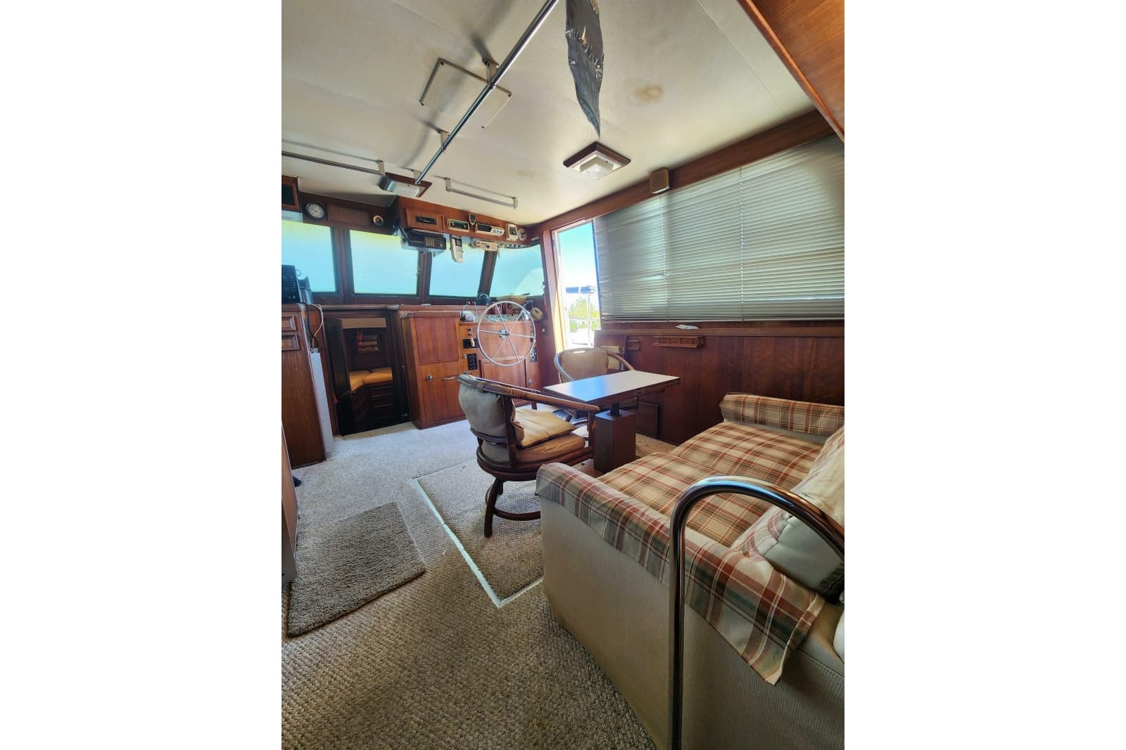 1976 Hatteras 42 Long Range Cruiser