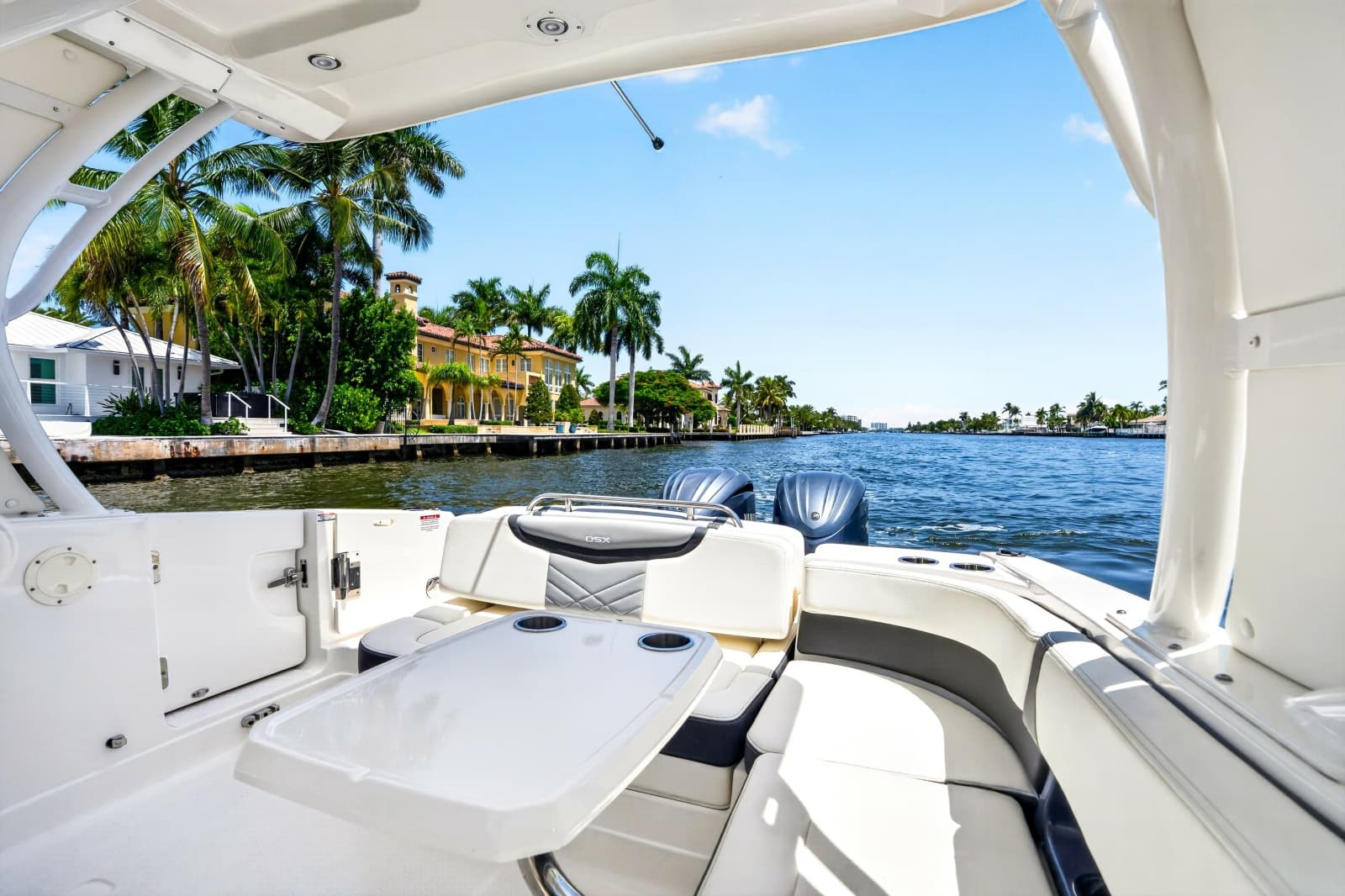 2023 Chaparral 280 OSX