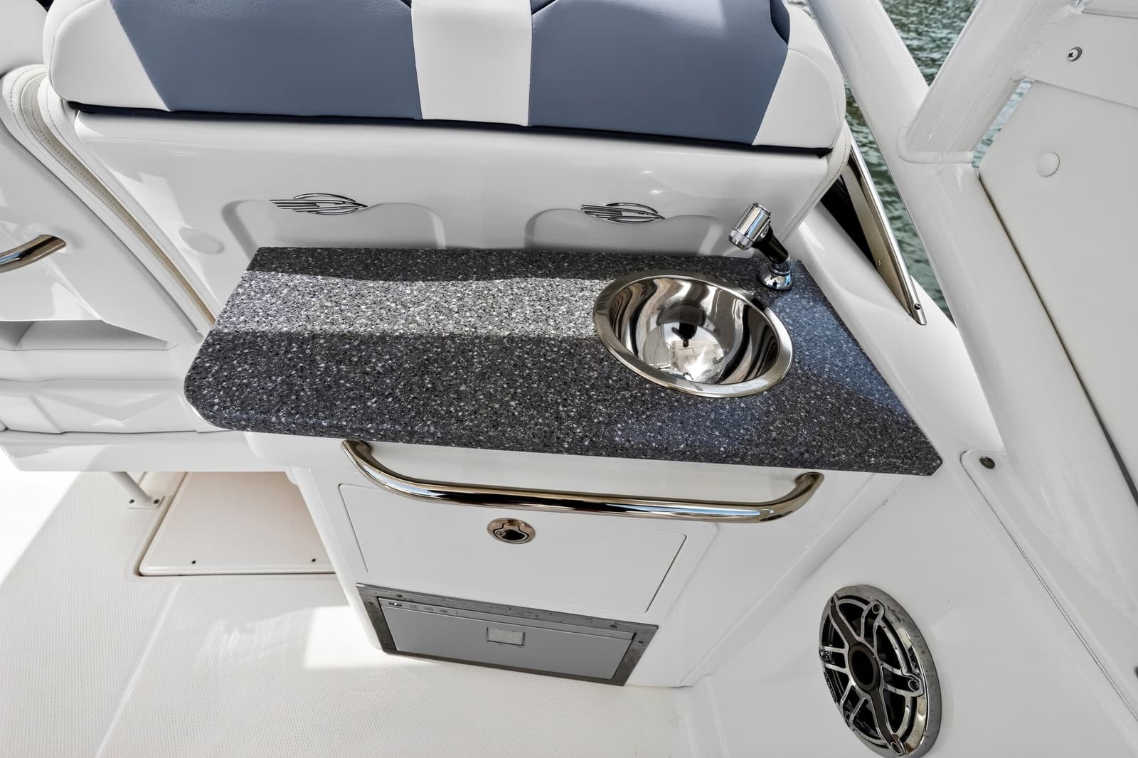 2023 Chaparral 280 OSX